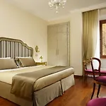 Forum Szálloda 4*