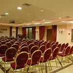 Отель Forum 4*