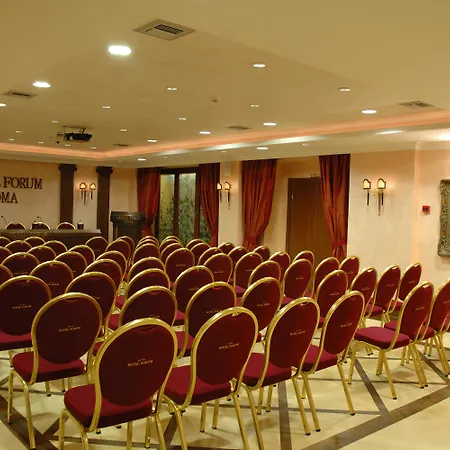 Ξενοδοχείο Forum 4*